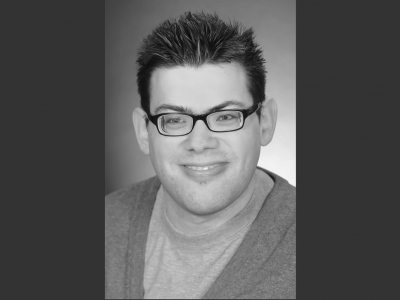 Thomas Egbers ist sehbeeinträchtigt, arbeitet trotzdem gerne und gut am Computer.